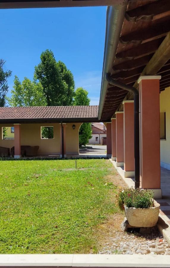 Hotel Naonis Cordenons Zewnętrze zdjęcie