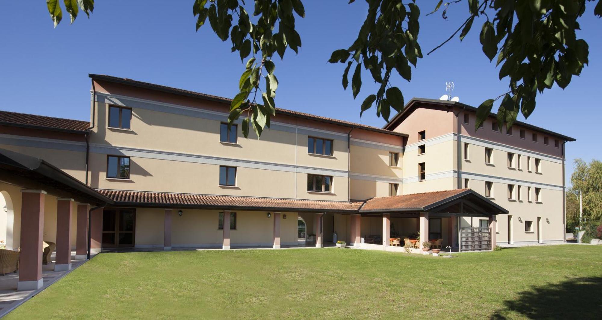 Hotel Naonis Cordenons Zewnętrze zdjęcie