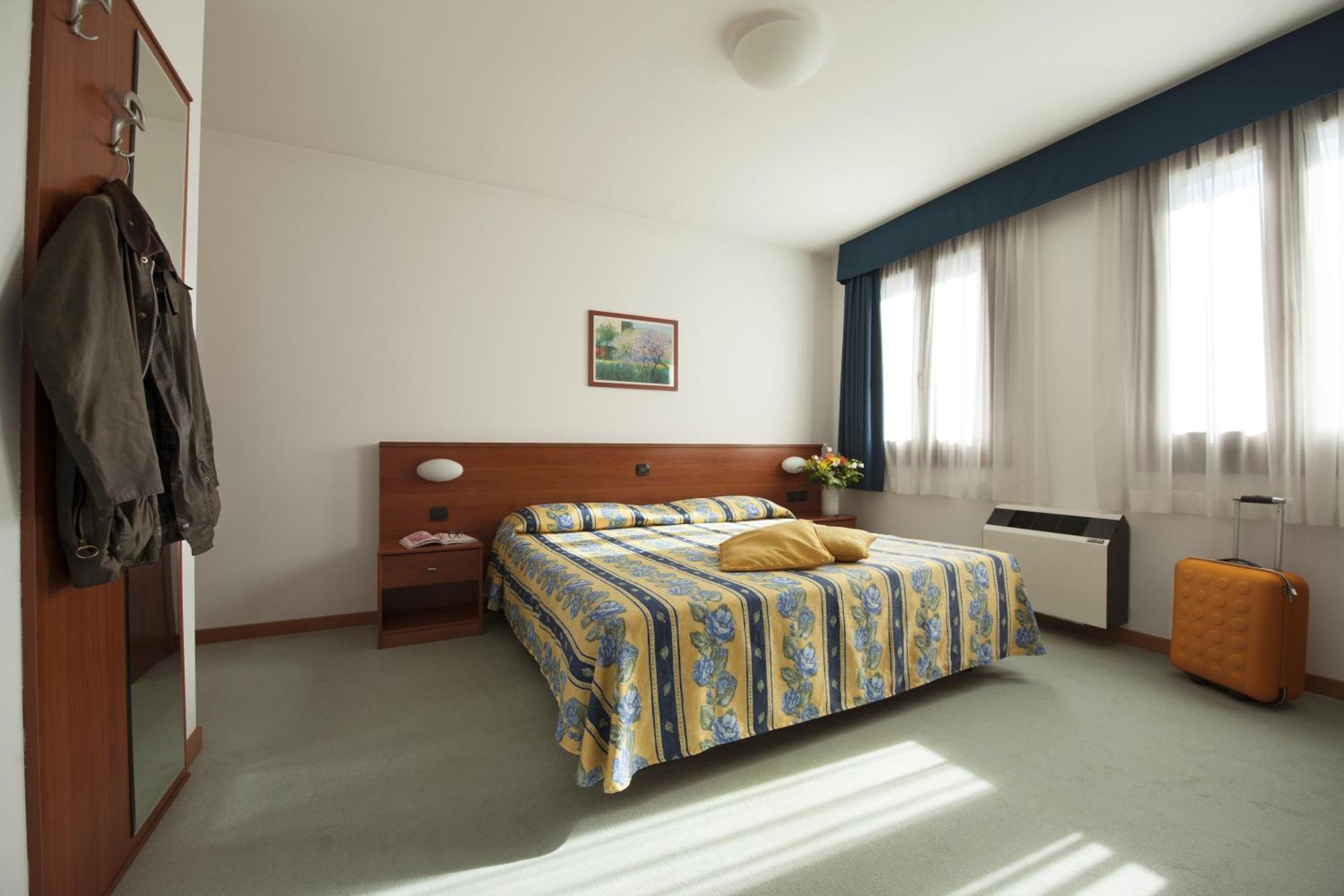 Hotel Naonis Cordenons Zewnętrze zdjęcie